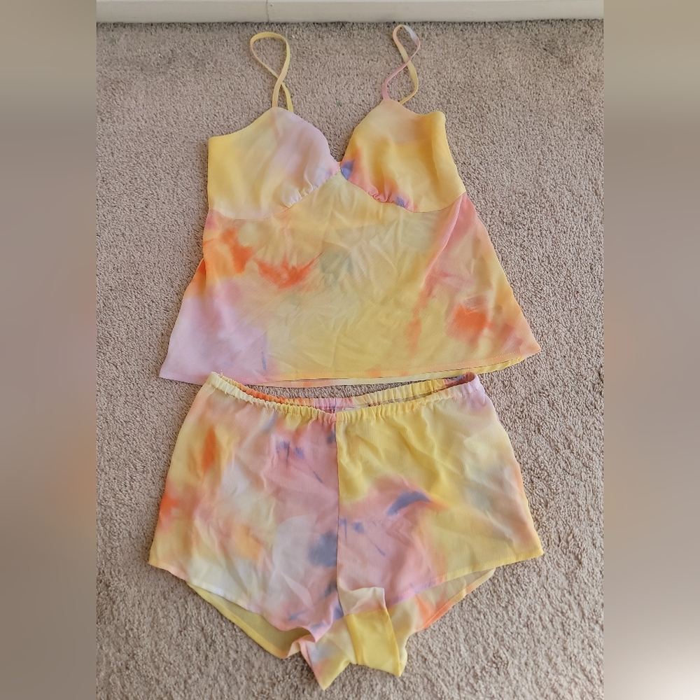 Diane Von Furstenberg Yellow and Pink Tie-Dye Pajama Set